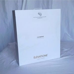 Blue Light Facial Treatment-D7